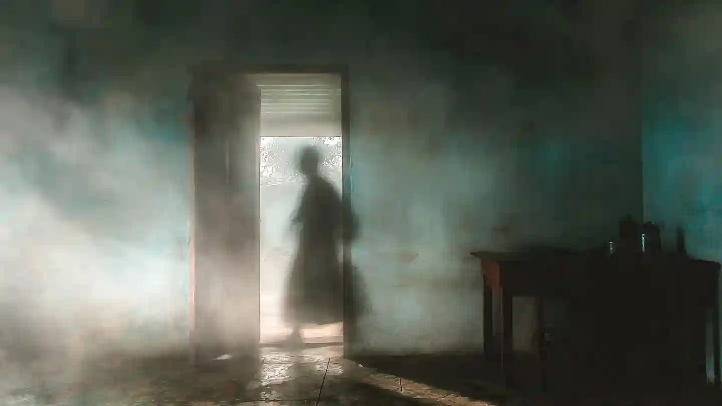 Sapne me kinnar ko ghar aana dream meaning